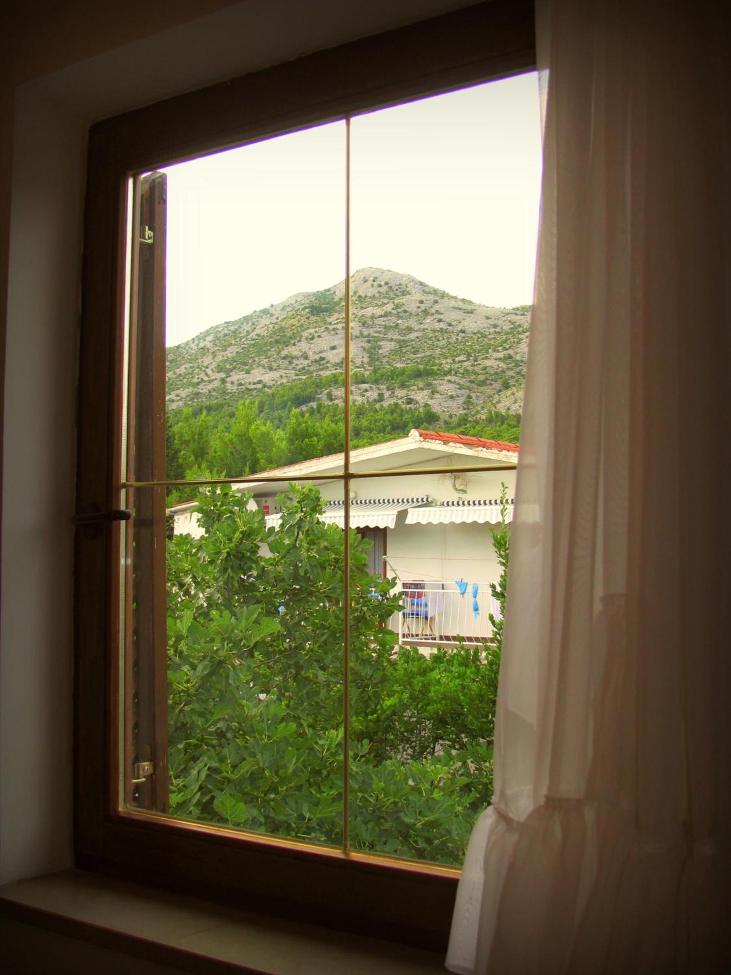 Apartments And Rooms Mare-Monti Starigrad Paklenica Zimmer foto